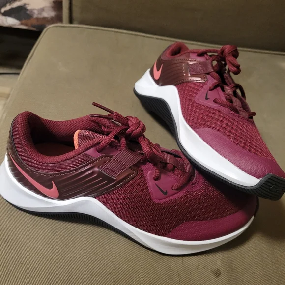 Nike Shoes Nwob Ladies Nike Mc Trainer Athletic Running